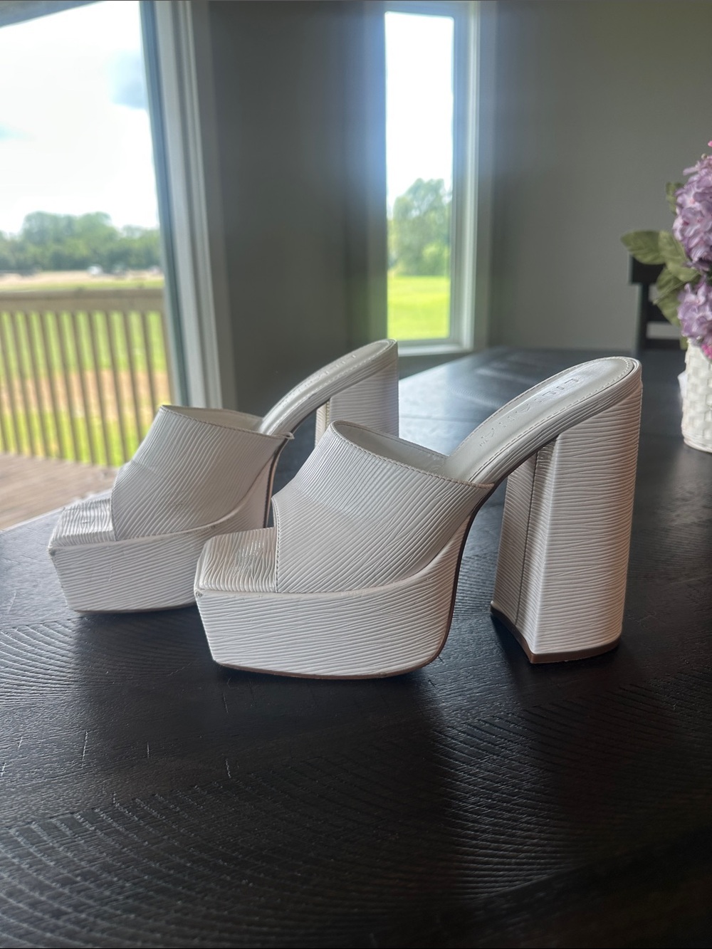 Forever 21 White Platform Block Heel Mules